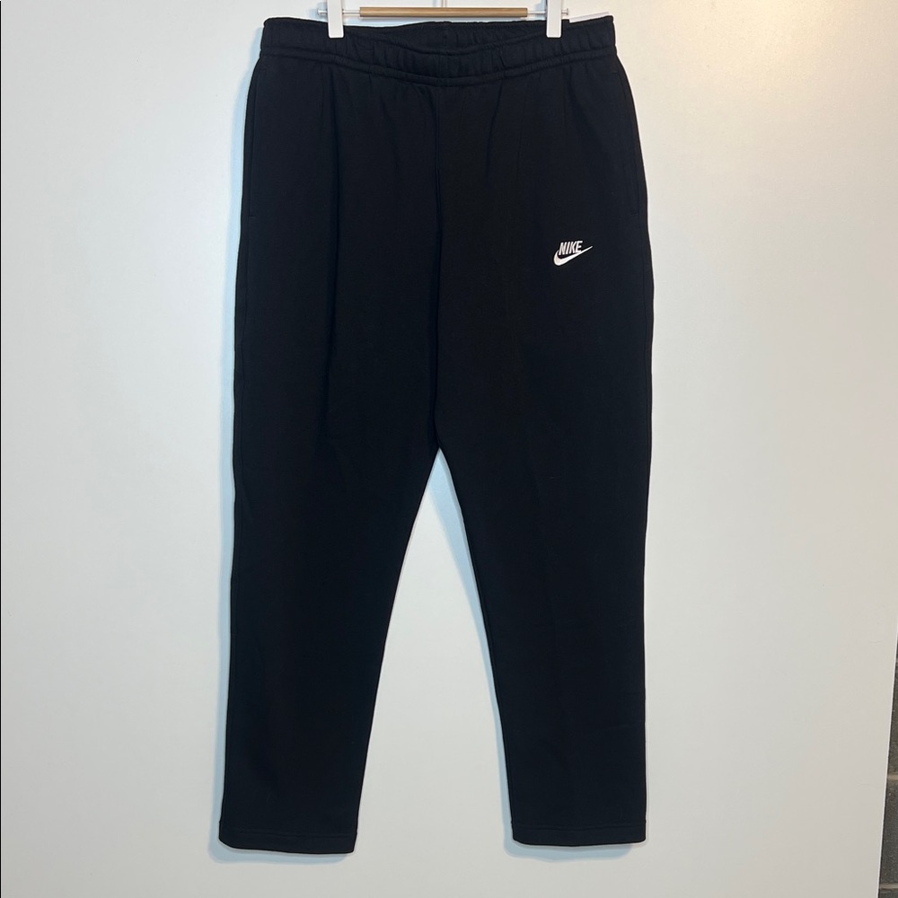 Nike Sportswear club fleece joggers relaxed fit NWT XL